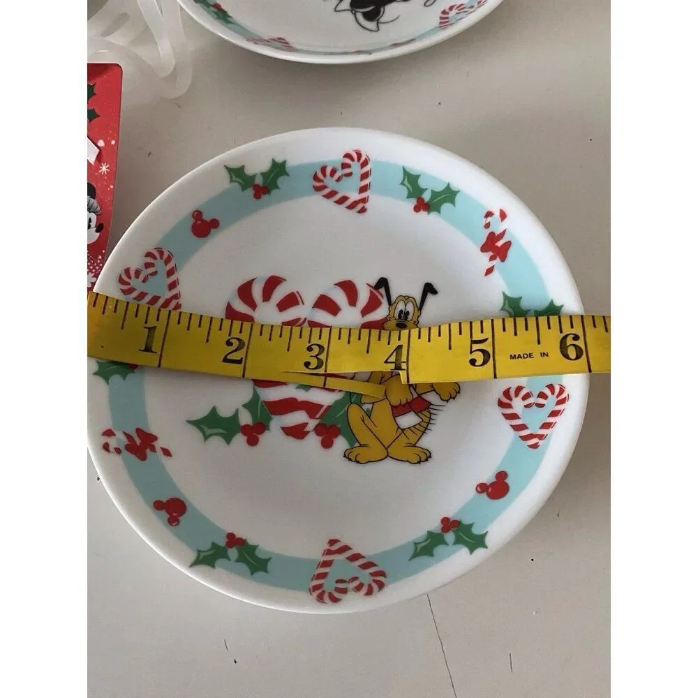 Set Of 4 Disney Mickey Minnie Goofy Pluto Christmas Holiday Appetizer Plates NEW